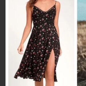 Lulus Floral Midi dress worn once